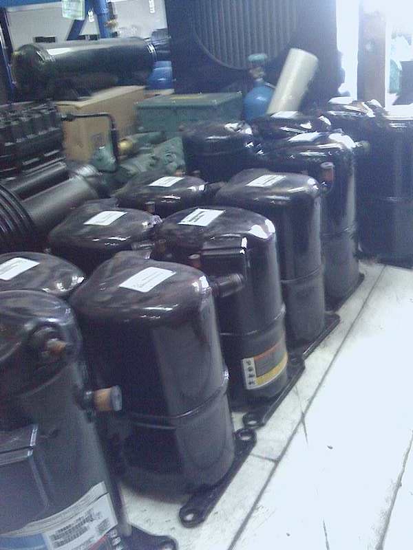 CRNQ-O500 Fully Enclosed Piston Refrigeration Compressor