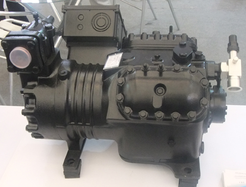 Semi-closed piston refrigeration compressor4SJH-3000