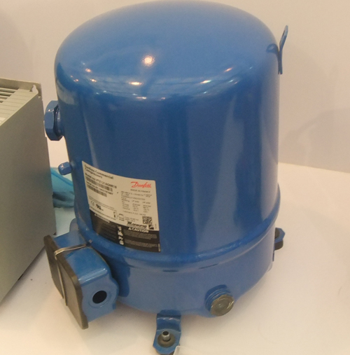 MANEUROP piston compressor MT-72