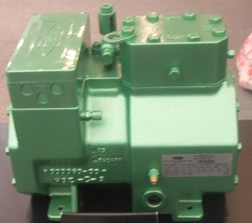 德国比泽尔BITZER半封闭活塞式压缩机2EC-2.2